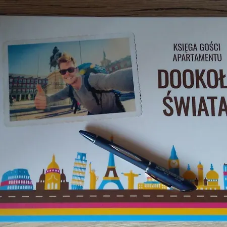 アパート Apartament Dookola Swiata スウプスク